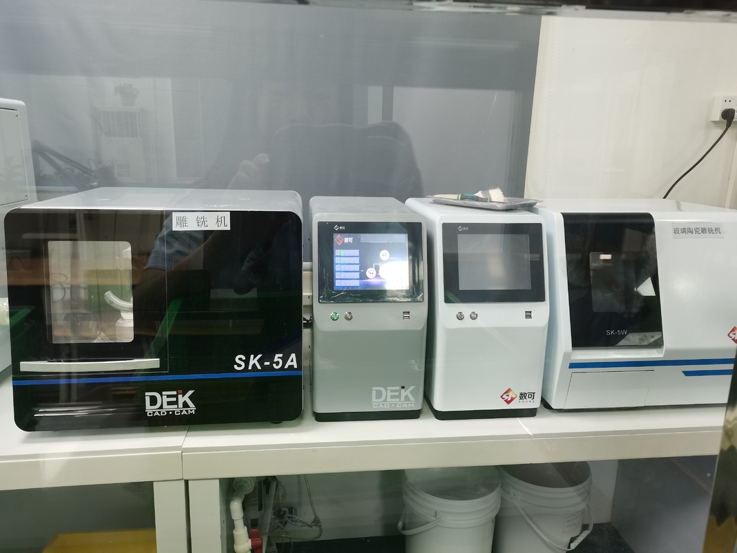5-Axis Dental Milling Machine CAD/CAM Dental Milling Zirconia Cutting Machine for Zirconia Block