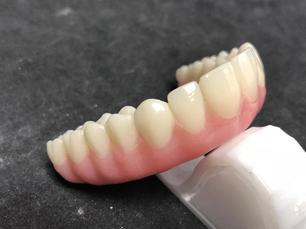Blocos de PMMA Dentário Yucera 98*22mm  CADCAM Multicamadas PMMA Disco Rosa