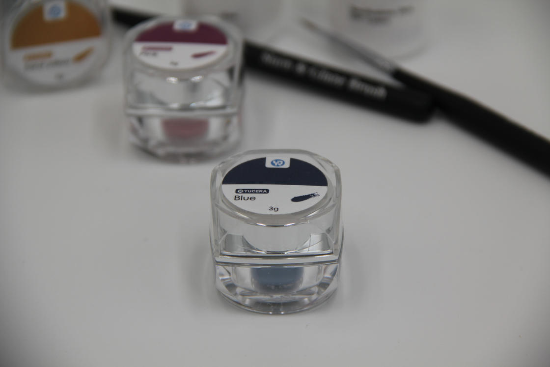 Kit de Coloração de Zircônia Cerâmica Yucera 18 Cores Unique Smile Solutions Natural Glow para Criações de Laboratório Dentário